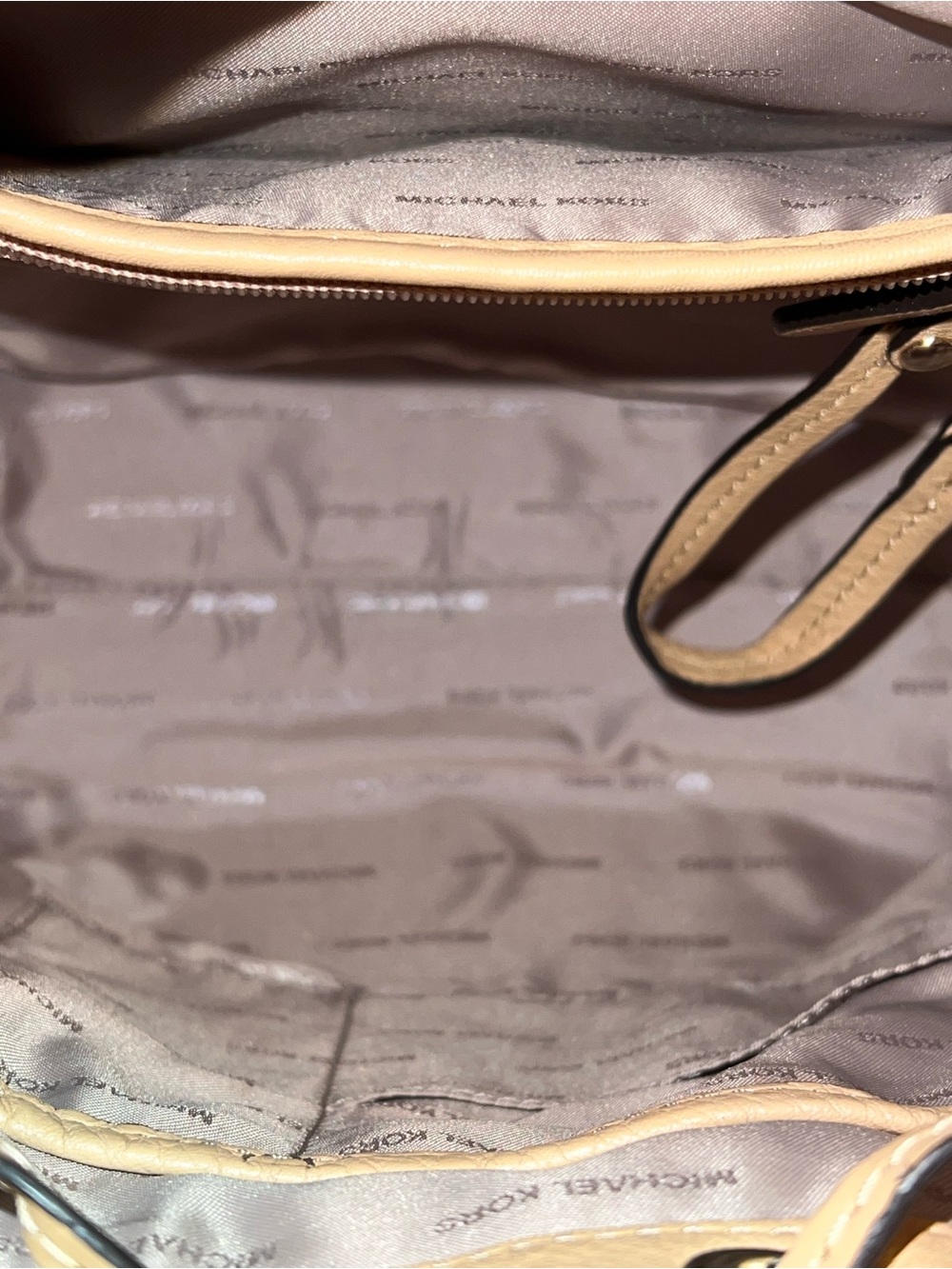 Michael Kors Cream Floral-Appliqué Leather Backpack - Picture 4 of 4